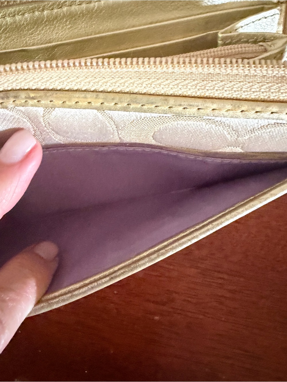 Coach Vintage Poppy Signature Graffiti Beige Zip Around Wallet - Picture 6 of 9